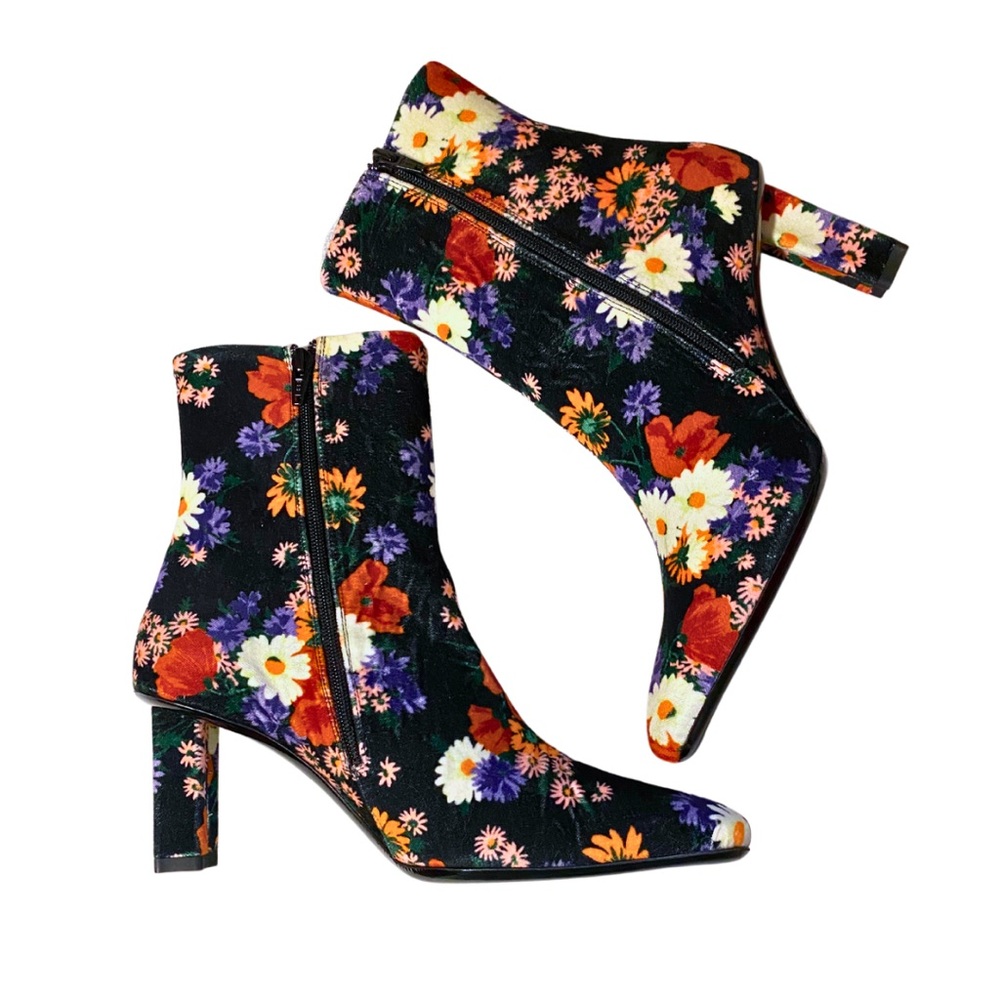 STAUD Brando boots, size 39 velvet, dark floral pattern.